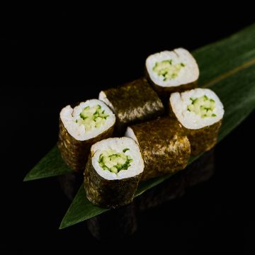 МАКІ З ОГІРКОМ